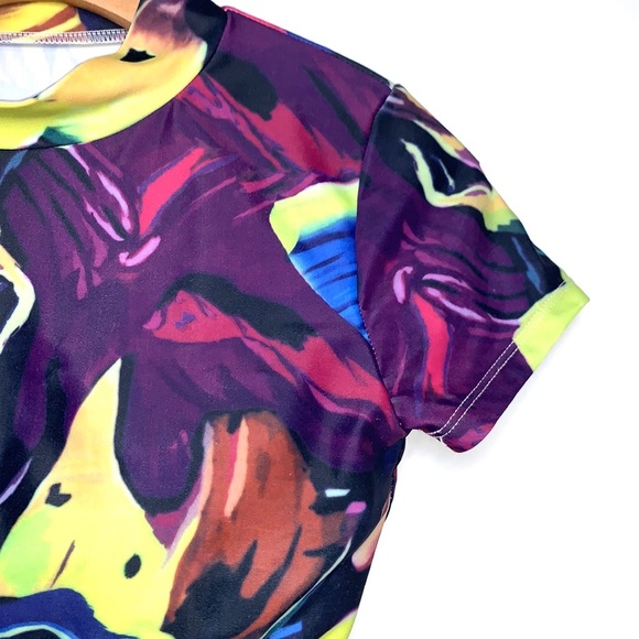 NEW VIOTTISET Multi Printed Short Sleeves Crop Swimsuit Tee Shirt Bikini Top M - Picture 3 of 9